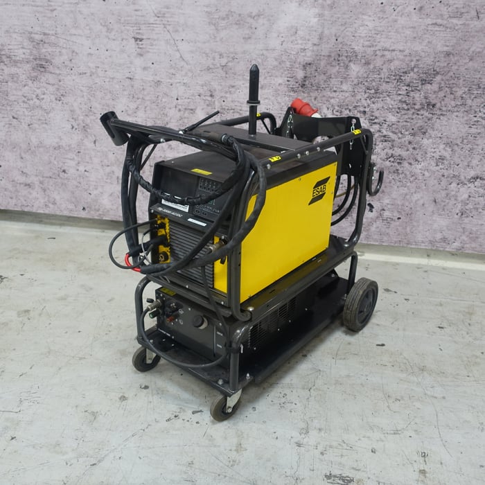 Used Esab TIG 3000i AC/DC TIG-welder - 300 amp.