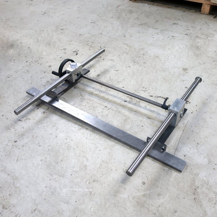 Demo manuelt bagstop for pladesaks - 1020 mm.