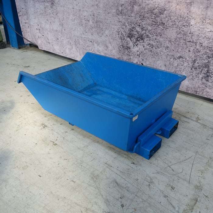 Brugt vippecontainer - 550 liter.