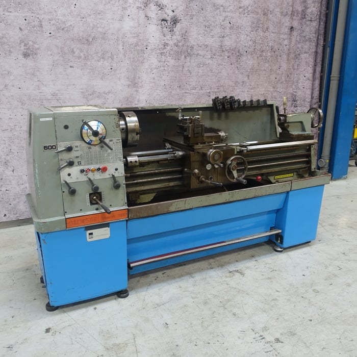 Used Colchester Triumph 2000 lathe - 190 x 1270 x 54 mm.