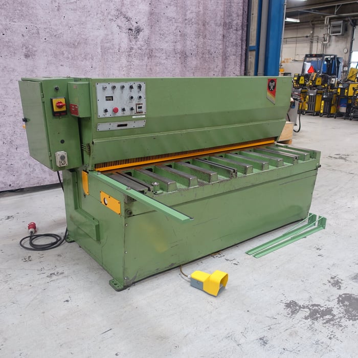 Used Hoan CHE 20/4 hydr. shear - 2000 x 4 mm. 