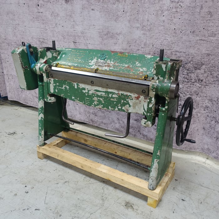 Used Strojarne Piesok XO 1000/3A manual folding machine - 1030 x 3 mm. 